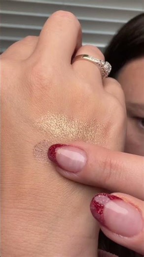 Effortless One-Shadow Makeup Tutorial for Tired Girlies #EasyGlam #BeautyHacks