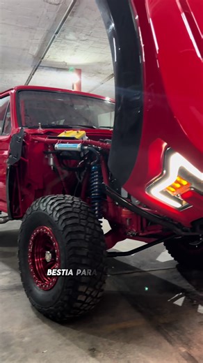 Conversión Baja 1000 del Ford Bronco Prerunner 4x2