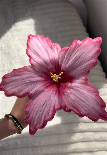 Pipe cleaner hibiscus tutorial 🌺 #pipecleanerflower #diy #craftidea #goviral