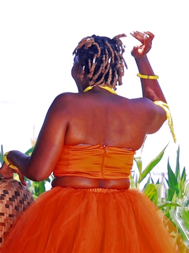 Replying to @mutorarashanga Poetry Music to the world!