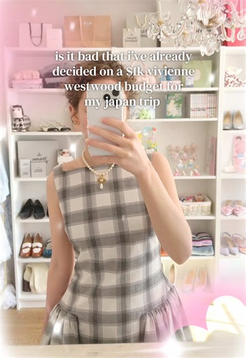 1 clothing item, 1 jewelry item, and 1 bag :’) i’ve been seeing insane posts of secondhand bags in particular #viviennewestwood #fashion #nana #paradisekiss #japantrip