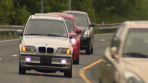 Insurance Group Says Most Teens Drive Unsafe Cars