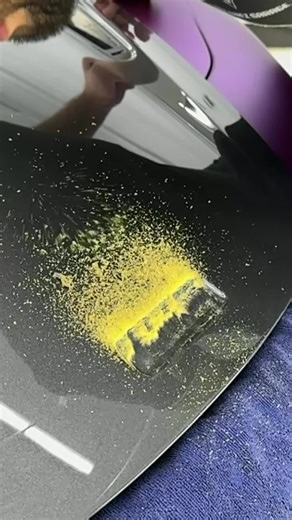 McLaren Emblem Custom Mod: Clean OEM Finish 🏎️✨ This McLaren emblem customization focuses on precision wrapping and a flawless OEM finish. Subtle changes improve contrast while respecting the car’s original design. A refined approach to supercar personalization. How subtle should supercar mods be? 🤔 #McLaren #EmblemMod #AutoDetailing #Supercar