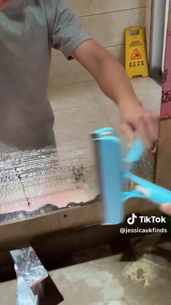 3-in-1 Window Cleaning Scraper Tool for Easy Cleaning