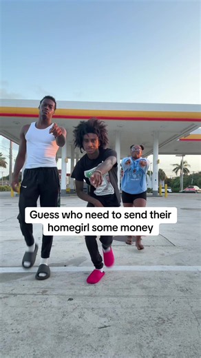 How to Tell Your Friend She Needs Money — Relatable Ways to Ask