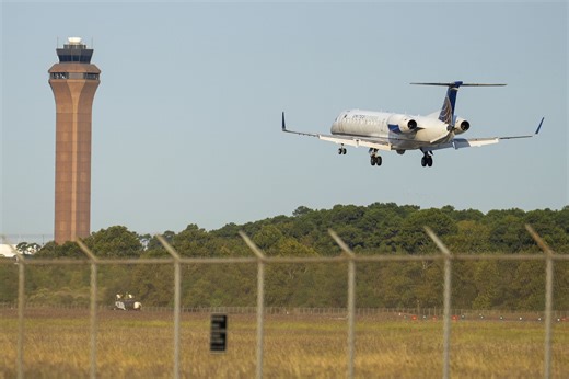 Here's how many flights have been canceled at Houston airports after FAA cuts