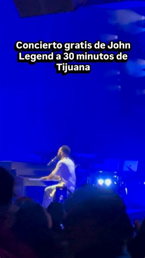 Concierto 30 minutos de Tijuana en el Rady Shell parque subieron a una Tijuana en el escenario Susana #tijuana #sandiego | TIJUANA PUBLICA