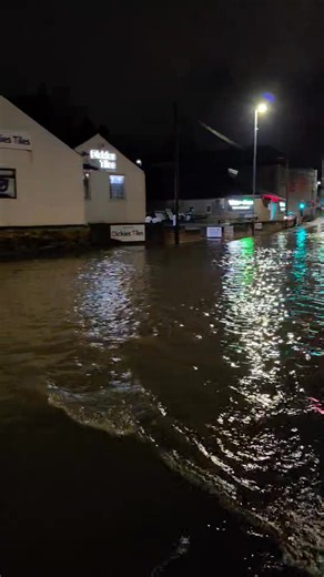 Scens on King Road, Halifax late last night | The West Yorkshire News Telegraph
