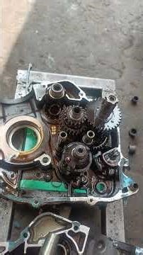 Bajaj Pulsar 150 engine dismantle