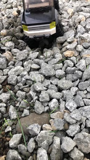 How does it look? #lego #legotruck #ute #legoute #lego4x4 #maxtrax #tourer #mudding #fypシ #setups #4wd #legocreator #views #viralvideo #viral #alllike #likeitup