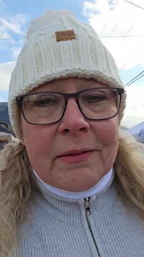 Today I am at Tharptown Christmas Display in Uniontown. They have a special guest coming today for a meet and greet. Make sure to check the comments. #christmasmagic #christmaslights #christmasgifts #christmasspirit | Kelly & Ko.