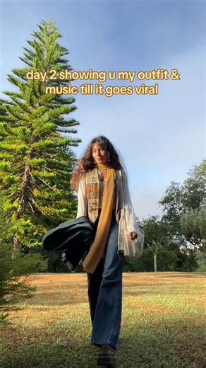 #fyp #folkmusic #indiefolk #indieartist #singersongwriter