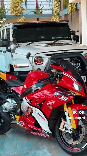 Welcome the New BMW S1000XR Adventure Motorcycle
