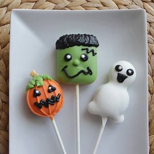 282K views · 2.4K shares | Halloween Cookie Pops: Hello, weekend...