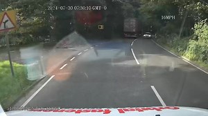 40K views · 121 reactions | HGV bridge strike and almost crushed the oncoming vehicle  #bad #drivers #uk #hgv | Bad Drivers UK | Facebook