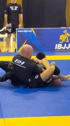 Chris Bower on Instagram: "BICEP SLICER 💪🏻🔪 Legal pain. Necessary violence. ⠀ 🎯 Precision meets pressure. The bicep slicer compresses the tendon against the forearm bone—creating sharp, focused pain that forces the tap. It’s one of the key finishes in my grip breaking system from the full armbar position—when they won’t let go, make them wish they had 😭 ⠀ 🔎 This submission makes up less than 1% of all finishes in Brazilian Jiu-Jitsu—which makes it the perfect surprise weapon. ⠀ — #Brazilia