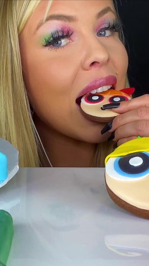 Satisfying Lip Smacking ASMR Eating Video