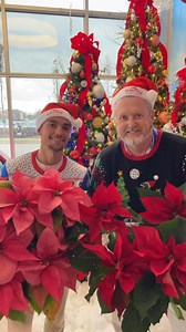 We’ve got 100 Poinsettias & 500 Red Mile Santa Hats to giveaway tomorrow at Player Services!🎄🌷 First come, first serve! Must have a Winners’ Circle Card to redeem - limit 1 per person. While supplies last. Doors open at 10AM!☀️ | Red Mile