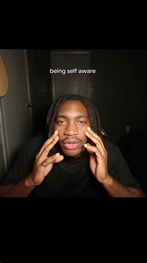 being self aware 🤦🏾‍♂️ / yt: dearkeoome | sims being self aware