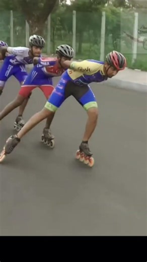 body position, short power-box strokes, and efficient weight transfer—to maximize speed #gripsport