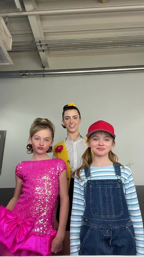 luan, lola, and lana😚 catch us on the really loud house 🏡 #thereallyloudhouse #loudhouse #theloudhouse #luanloud #lolaloud #lanaloud #theallantwins