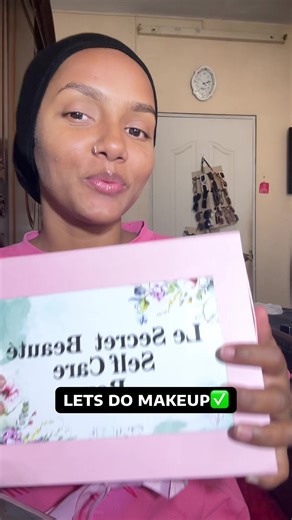 Rate this look❗️❗️❗️ Make up from @secretbeaute.cosmetiques Mahebourg #fypppppppppppppppppppppp #creatorsearchinsight #viralvideos #tiktoktrending #tiktoktrending