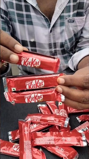 Kit kat chocolate unboxing