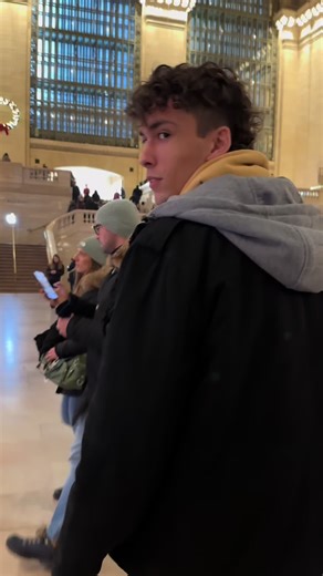 Just made the intro to my why fsu video. Let me in pls 🙏. #fsu #letmeinIswearimagoodstudent