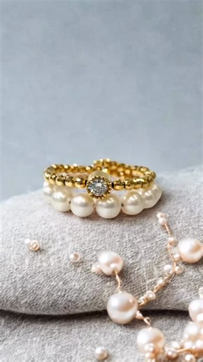 PROPOSE(プロポーズ)苫小牧店 on Instagram: "商品紹介✨ K18YGパール形状記憶リング パール×ゴールド。 手元を照らす、ごほうびリング☺️✨ コメント・DMからのお問い合わせも受付中💁‍♀️ ↓その他の投稿はこちらから @propose.tomakomai 姉妹店もフォローお願いいたします🤲 @propose_sapporo @propose.hakodate @propose.ask.aeon #propose #プロポーズ #イオンモール苫小牧#ジュエリー#ネックレス#ピアス#指輪#誕生石#カラーストーン#ジュエリーコーディネート#天然石#色石#パールリング"