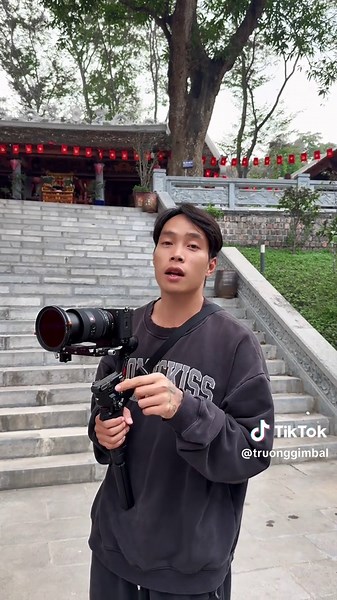 Gimbal shot ptf mode orbit tilt #gimbal #videography #filmaker #gimbaltutorial #truonggimbal