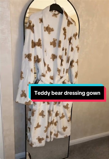 The cutest teddy bear 🧸 dressing gown! #dressinggown #tiktokmademebuylt #fyp #tiktokshop #cosyvibes