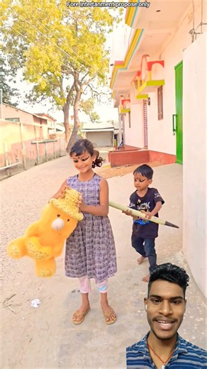 Chota bachcha jaan ke na koi aakh dikhana re 😂😅