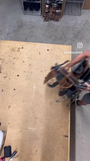 Assembly of a framing/forming rig. Parts are: R1HBD SLT-2 Spacer clip Suspender tool loop Suspender mount drill clip Super belt Belt pad Suspenders Handles Parts and prices are listed at akribisleather.com @KEENUtility @KleinTools @OLFA Pro #toolbelt #leathertoolbelt #tradesmen #carpentry #carpenter #chippy #forming #cribbing