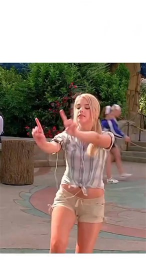 Diddyhollywood on Instagram: "Title 🎬: Bring It On: In It to Win It (2007) Genre 🎭: Comedy · Sport · Teen Storyline 📖: Rival cheerleading squads battle it out for national glory when team members switch sides, igniting fierce competition. With high-energy routines, friendships tested, and school pride on the line, it’s all about skill, spirit, and determination. Review ⭐: Fun, flashy, and full of cheer energy, Bring It On: In It to Win It delivers exactly what fans expect—dance battles, drama