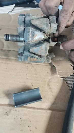 2.9K views · 97 reactions | Amazing look at the effect of electromagnetism on the dynamo # #newyears #mechaniclife #reelsfb #fypシ゚viral# #fall2024 #fypシ゚ #Amazing #reels #viral #mechanicMechanic #mechanic #mechanicsteve #automotive #autos #cars #truck #excavator #trucks #car #automechanic | Hard Work | Facebook