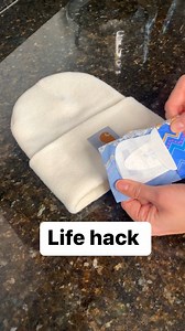 24M views · 74K reactions | Smart liner usage for winter ❄ #hacks #lifehacks #fashion #winter #tips #winterwonderland #smart #skincare #skincaretips #interesting #tipsandtricks | Randy & Mandy | Facebook