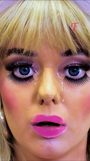 She moved beyond doll-like beauty and discovered her authentic self. #FabiosaMakeOver #Fabiosa #makeover #naturalbeauty #makeupremoval #innerbeauty | Fabiosa Life