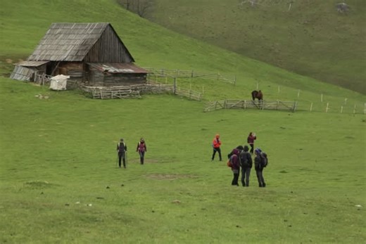 Drumeții în Munții Cindrel, de 1 Mai, în județul Sibiu