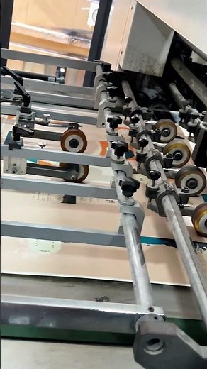 How is a Kraft Paper Bag 'Dressed'? Inside the Lamination Process!