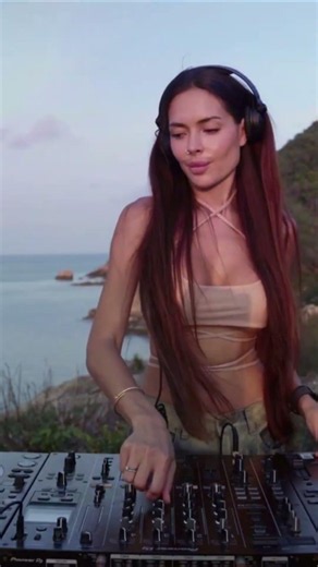 Short Song | #trending #top #VsC #shorts #youtubeshorts #XeniaDia