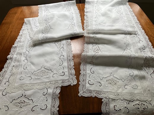 Extra Long Antique Linen Table Runner: Point De Venise Lace, Cutwork, Embroidery (120-inches - Etsy