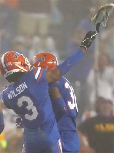 Lost the game... Because of a thrown shoe...#fyp #collegefootball #cfb #nfl #florida