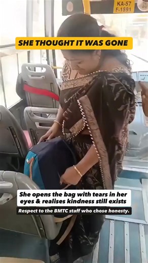 Bengalureans.com | A moment that reminded us what integrity looks like. After accidentally leaving her bag on a crowded BMTC bus, a Bengaluru woman broke down... | Instagram