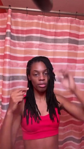 Discover the Result of Dyeing My Locs with Henna