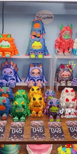 LIVE Pick - Wiggle Box: Fun & Articulated Stress Relief Fidget Toys