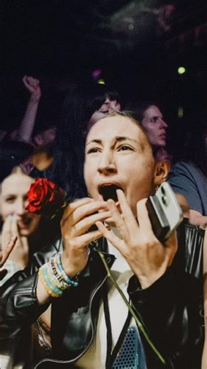 At the end of the day , I wouldn’t change a thing🌹 #thefray #songsidrathernotsing