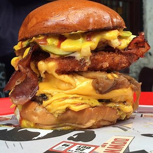 9.8M views · 76K shares | This cheeseburger has a cheese patty on top. | Insider Food | Facebook