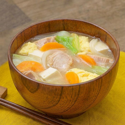 満腹！シーチキンの具沢山おみそ汁 作り方・レシピ | クラシル