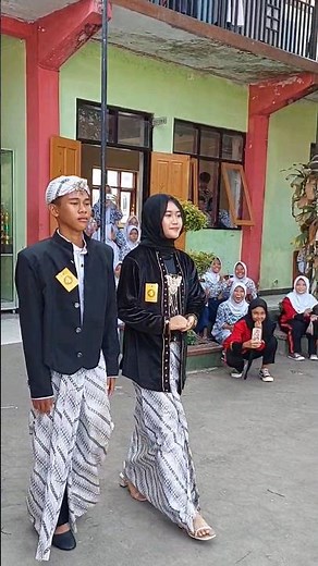 Pakaian Adat Jawa Timur
