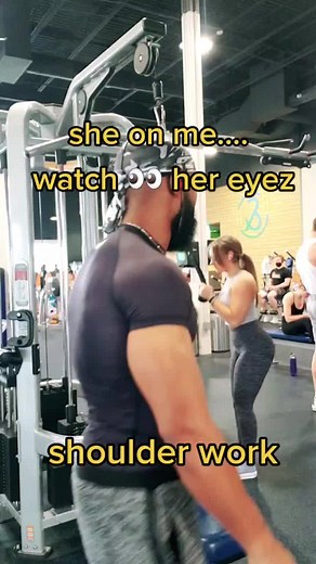 Shoulder Work #shebad #baddie #fitness #tiktokfitness #flexibility #muscle #body #workout #gym #bigarms #go #views #exerci #fitnessmotivation